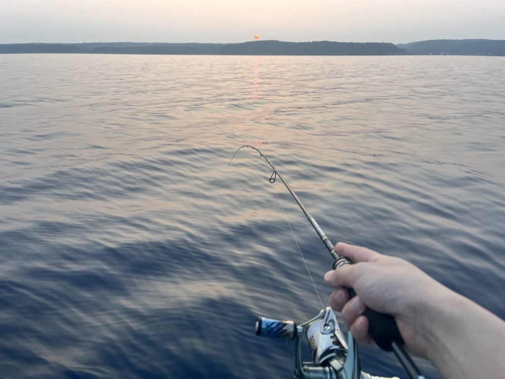 能登の夕日を眺めながら海樹でのバチコンアジング開始!